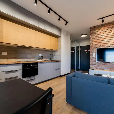 Daire Modena Jezyce Deluxe By Bookinghost