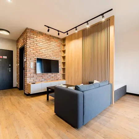 Daire Modena Jezyce Deluxe By Bookinghost *