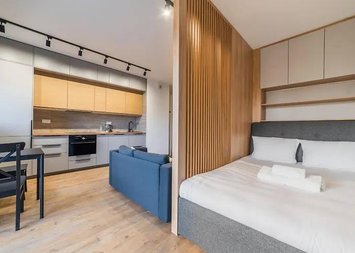 Modena Jezyce Deluxe By Bookinghost Apartmán Poznaň