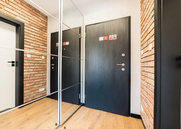 Modena Jeżyce Deluxe By Bookinghost