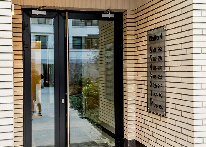 Modena Jeżyce Deluxe By Bookinghost